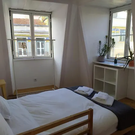 Historical Santos Iv Lisboa